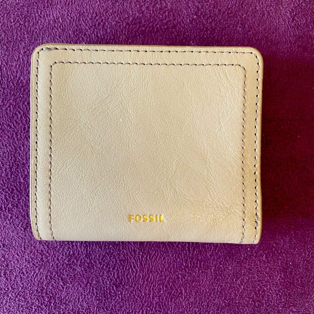 Fossil Logan RFID Small Bifold wallet taupe gray